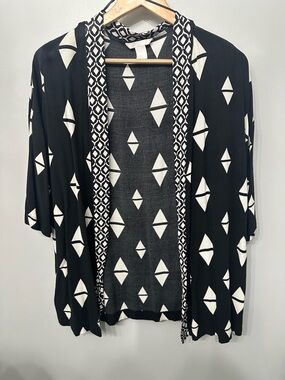 H&M Black & White Geometric Open Front Cardigan